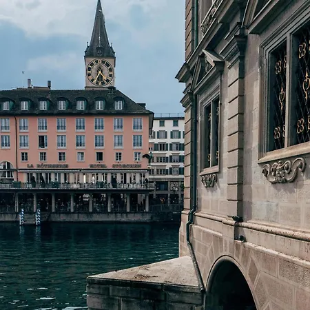 Quiet Near & Opera *